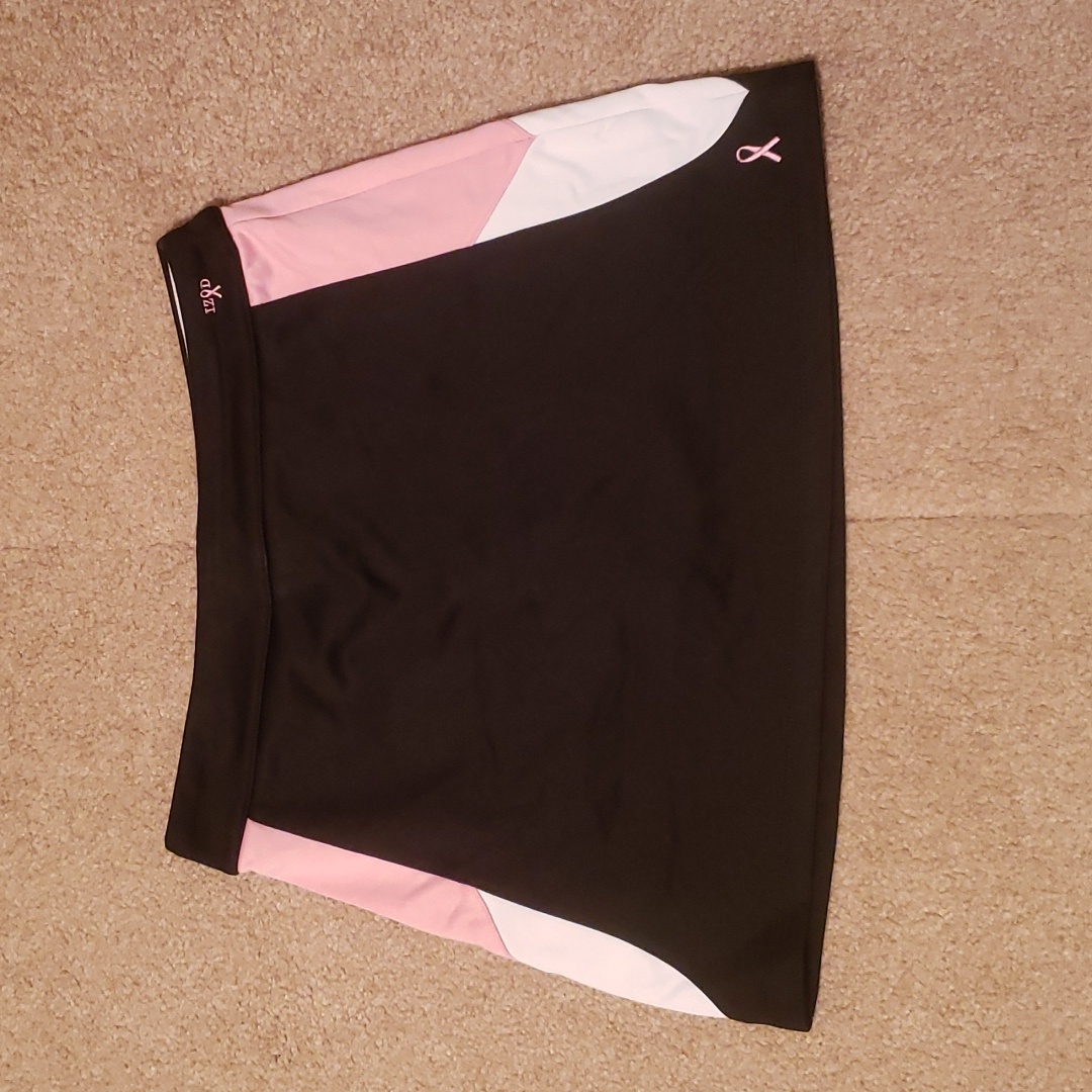 Izod Performx Women's Golf Breast Cancer Awareness Skirt